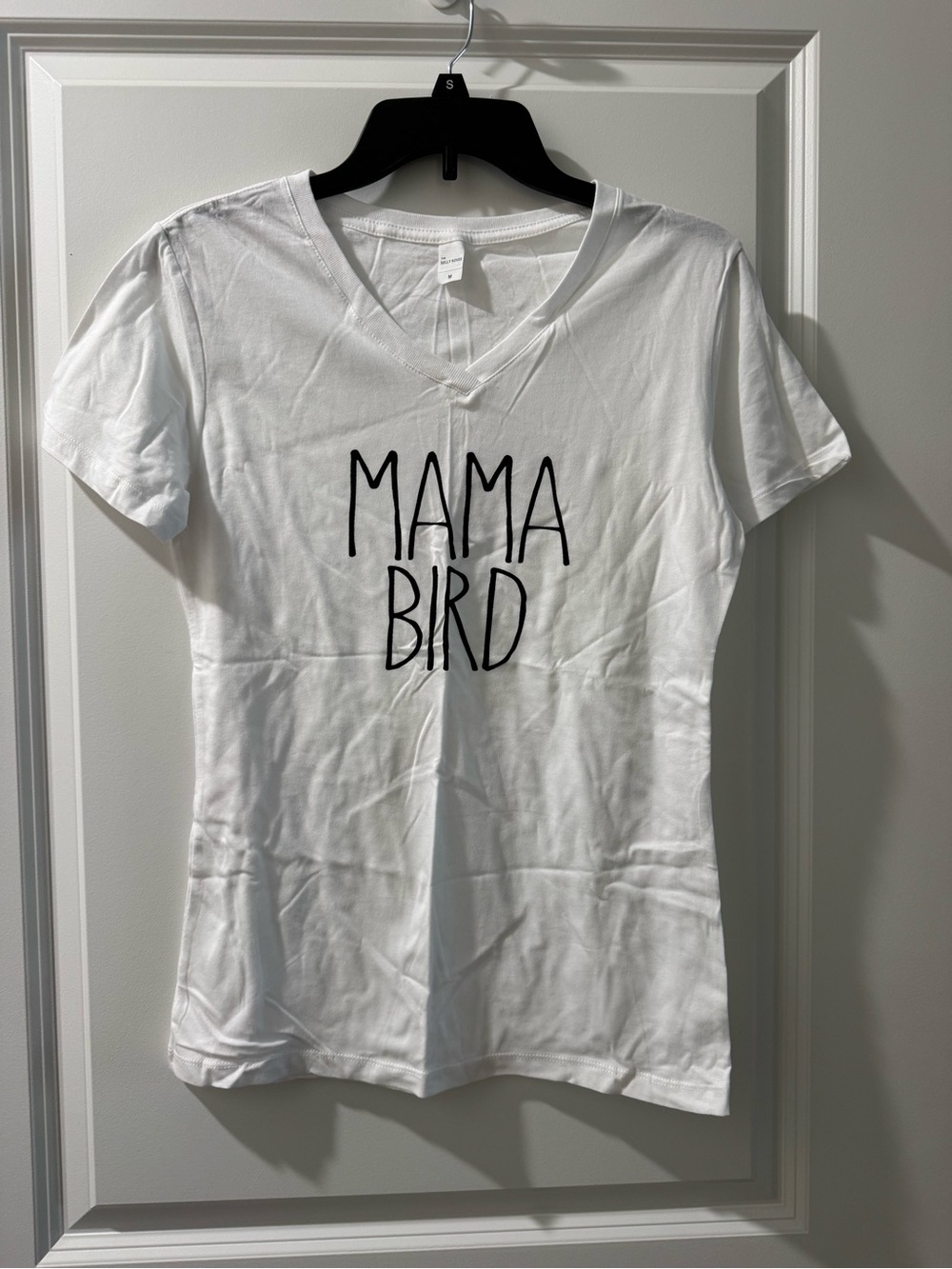 Mama Bird Women's White Graphic Tee